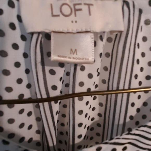 LOFT Sheer Blouse - Picture 6 of 6